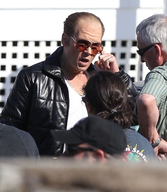 Johnny Depp détendu et métamorphosé sur le tournage du film "Black Mass" à Lynn, le 2 juin 2014.
