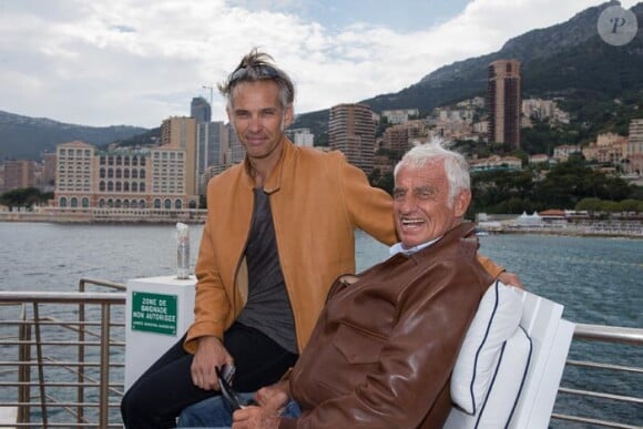 Exclusif : Jean-Paul Belmondo et son fils Paul en tournage à Monaco le 4 juin 2014.