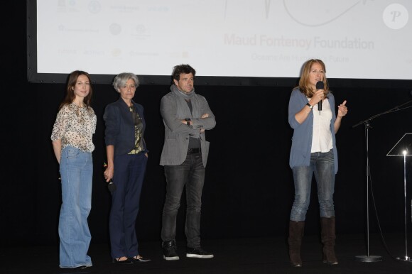 Elsa Zylberstein, Claudie Haigneré, Patrick Bruel - Cérémonie de remise de prix des "Défis Scolaires" de la Fondation Maud Fontenoy à l'occasion de la Journée mondiale de l'environnement au Théâtre de l'Odéon à Paris le 5 juin 2014.