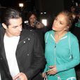  Jennifer Lopez et son petit ami Casper Smart vont d&icirc;ner &agrave; West Hollywood,&nbsp; le 20 mai 2014. 