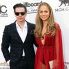 Jennifer Lopez et son petit ami Casper Smart lors de la cérémonie des Billboard Music Awards 2014 à Las Vegas, le 18 mai 2014.