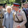 Le prince Charles et Camilla Parker Bowles ont rencontré des vétérans à Benouville le 5 juin 2014 dans le cadre de la commémoration du 70e anniversaire du débarquement.