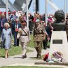 Le prince Charles et Camilla Parker Bowles ont rencontré des vétérans à Benouville le 5 juin 2014 dans le cadre de la commémoration du 70e anniversaire du débarquement.