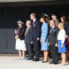 Le maire Patrick Jardin, Bernard Cazeneuve et sa femme - Le prince William et Kate Catherine Middleton, duchesse de Cambridge, lors de la cérémonie sur la plage "Gold Beach" à Arromanches pour les commémorations du 70e anniversaire du débarquement sur les plages de Normandie lors de la Seconde Guerre Mondiale, le 6 juin 2014.