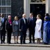 Le premier ministre britannique David Cameron reçoit Angelina Jolie, William Hague et les représentants du sommet sur les violences sexuelles lors de conflits, au 10 Downing Street à Londres, le 10 juin 2014.