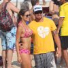 Karin Jimenez, épouse du footballeur colombien Santiago Arias, se prélasse au soleil en bikini rose, sur une plage de Rio de Janeiro. Le 16 juin 2014.