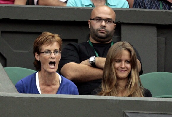 Judy Murray et Kim Sears lors du tournoi de Wimbledon au All England Tennis Club de Londres, le 29 juin 2009