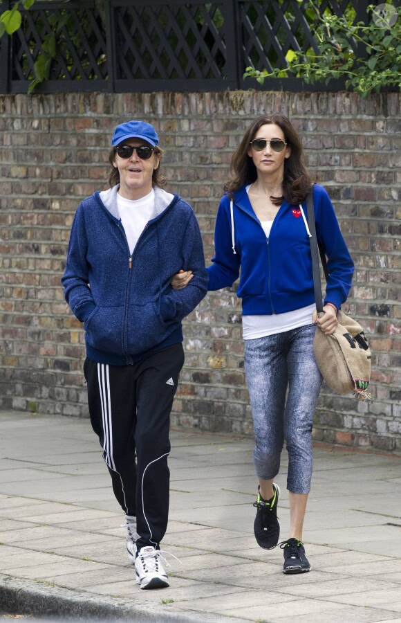 Paul McCartney avec sa femme Nancy Shevell dans les rues de Londres le jour de ses 72 ans, le18 juin 2014