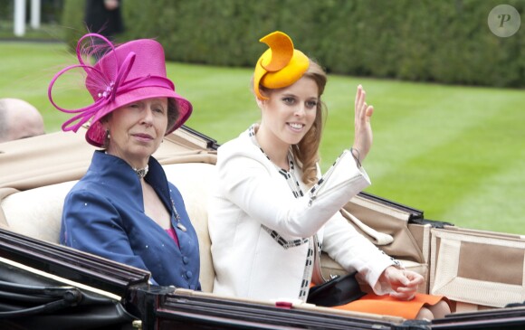 La princesse Anne d'Angleterre et la princesse Beatrice d'York - 3e jour des courses Royal Ascot à Berkshire, le 19 juin 2014