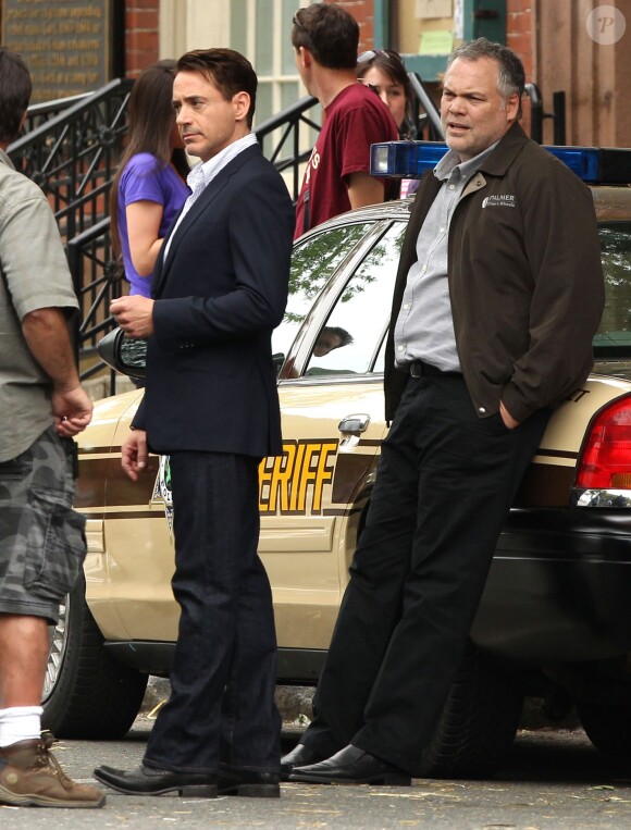 Robert Downey Jr. et Vincent D'Onofrio sur le tournage du film "The Judge" à Shelburne Falls, le 6 juin 2013.