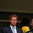 Le prince Harry assiste au match de football du Brésil contre le Cameroun lors de la coupe du monde à Brasilia au Brésil le 23 juin 2014.
