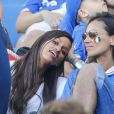 Fanny Neguesha, la future épouse de Mario Balotelli, dans les tribunes après le match perdu par l'Italie face à l'Uruguay, à l'Estadio das Dunas au Natal, le 24 juin 2014
