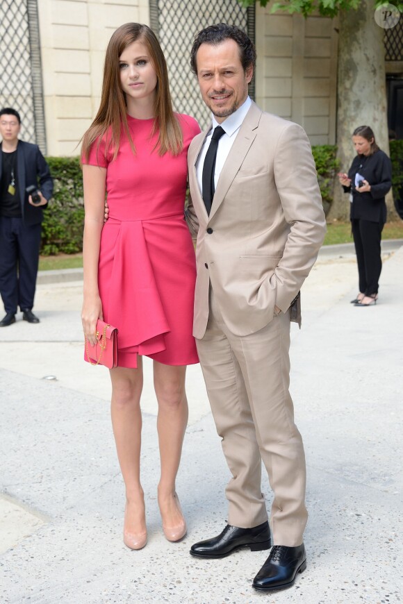 Bianca Vitali et Stefano Accorsi à l'hôtel Salomon de Rothschild pour le défilé homme Valentino printemps-été 2015. Paris, le 25 juin 2014.