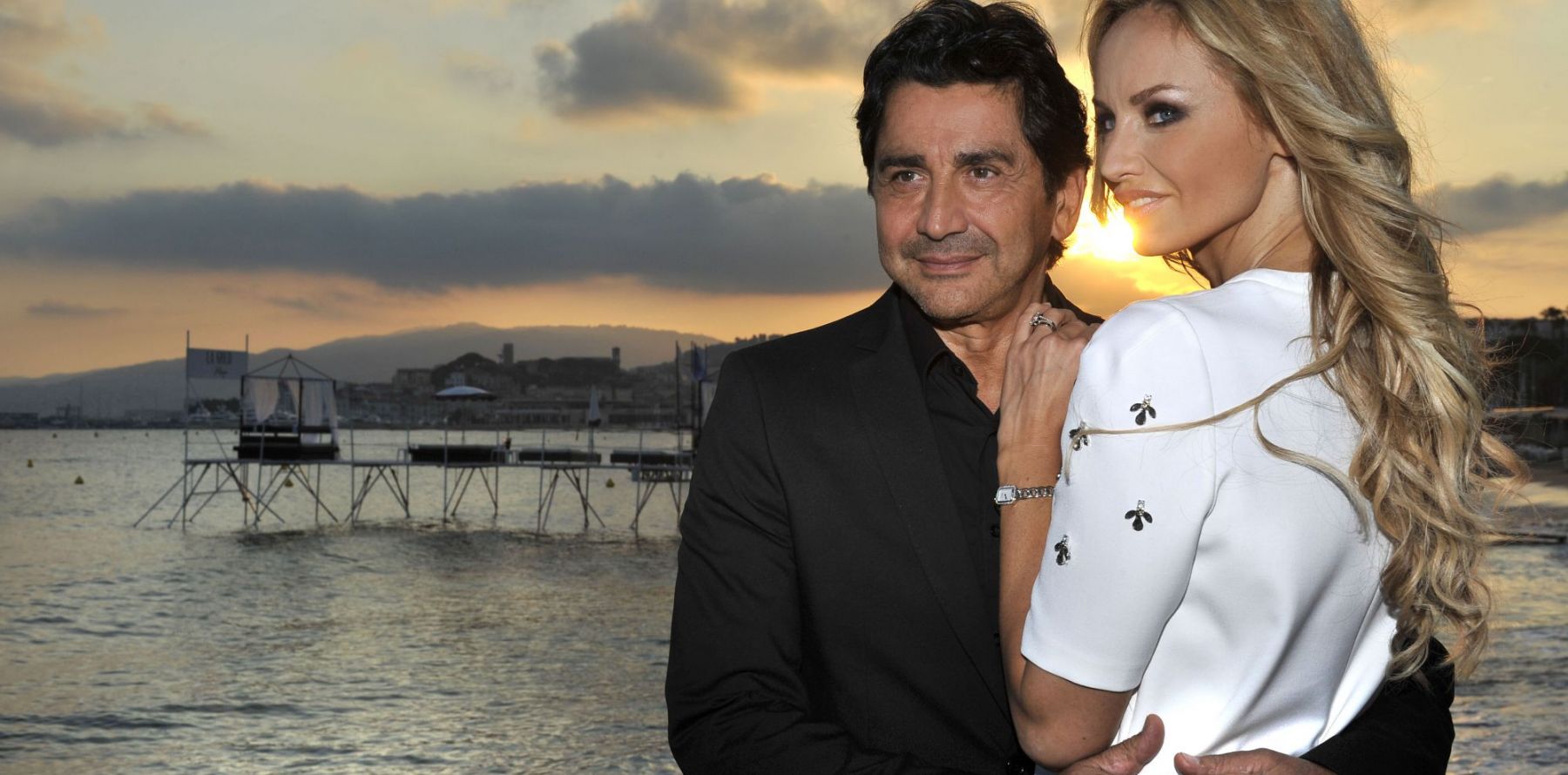 Adriana Karembeu, jeune mariée Amoureuse d
