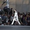Défilé Givenchy homme collection printemps-été 2015 à la Halle Freyssinet à Paris, le 27 juin 2014.