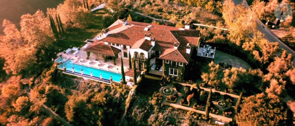 Image de la superbe propriété d'Heidi Klum à Brentwood, Los Angeles, en vente pour la modique somme de 25 millions de dollars.