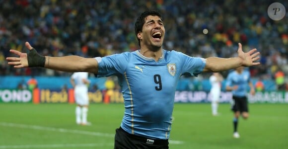 Luis Suarez, heureux lors de la victoire de l'Uruguay sur l'Angleterre le 19 juin 2014 à São Paulo