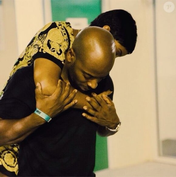 Kelly Rowland et son mari Tim Witherspoon dans les coulisses du concert de la chanteuse à Basseterre, lors du St Kitts Music Festival. Le 28 juin 2014.