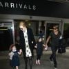 Nicole Kidman, son mari Keith Urban et leurs filles Sunday (bientôt 6 ans) et Faith (3 ans) arrivant à l'aéroport LAX de Los Angeles le 3 juillet 2014
