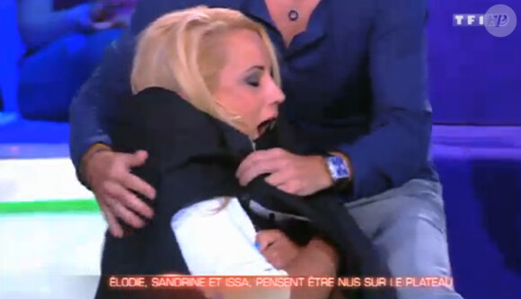 Elodie Gossuin dans l'émission "Stars sous hypnose", diffusée le 11 juillet à 20h50 sur TF1.