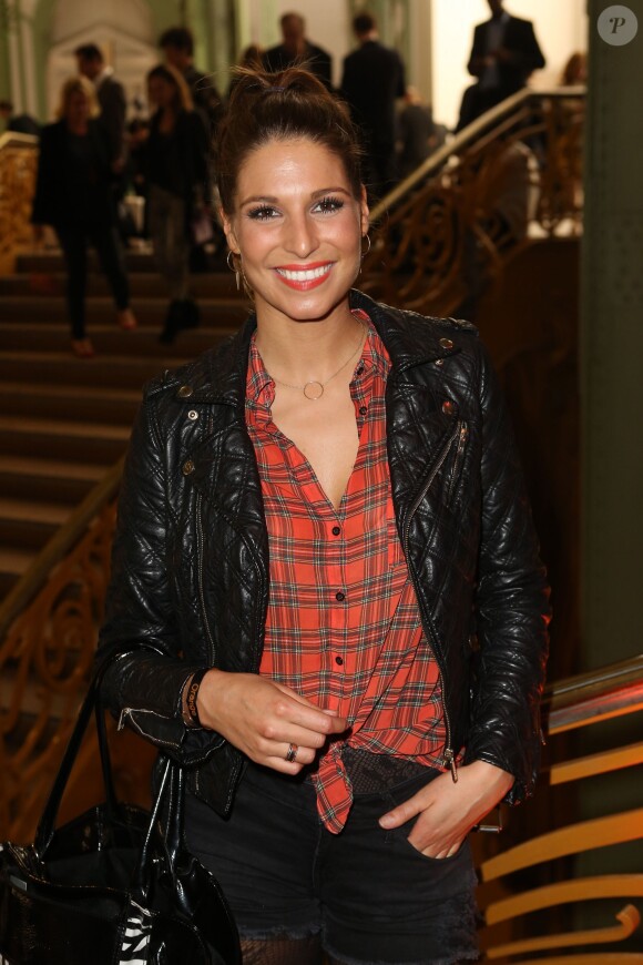 Laury Thilleman lors de la soirée d'inauguration de la FIAC 2013 au Grand Palais à Paris le 23 octobre 2013