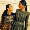 Kim Kardashian et Kendall Jenner, prêtes pour le gala de la Vogue Paris Foundation. Paris, le 9 juillet 2014.