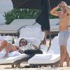Jessica Alba et son mari Cash Warren en vacances à Cancun au Mexique, le 11 juillet 2014.