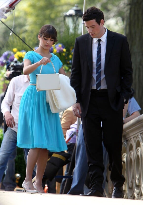 Lea Michele et Cory Monteith sur le tournage de Glee à Central Park le 26 avril 2011.