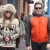 Elle Macpherson et son mari Jeffrey Soffer se promènent dans les rues de Aspen. Décembre 2013