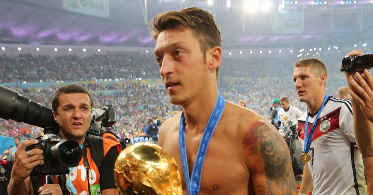 Mesut Özil Le geste généreux et inattendu du récent champion du monde