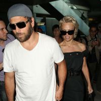 Pamela Anderson et Rick Salomon : Un baiser sème le trouble... divorce annulé ?