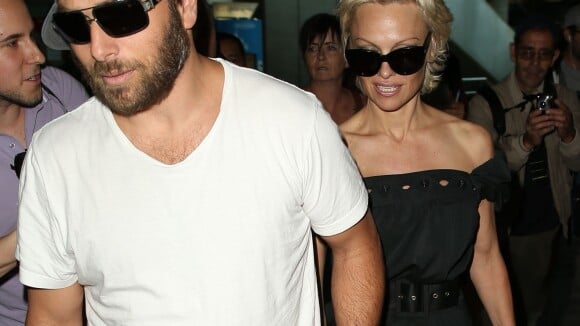 Pamela Anderson et Rick Salomon : Un baiser sème le trouble... divorce annulé ?