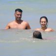 Exclusif - no web - no blog - Jessica Alba profite d'une belle journée ensoleillée à la plage avec son mari Cash Warren et sa fille Honor à Mexico, le 10 juillet 2014  For germany call for price - No web use - Please hide children face prior publication Exclusive -‘ Sin City' actress Jessica Alba enjoys some fun in the sun on the beach with her husband Cash Warren and their daughter Honor on July 10, 2014 in Mexico.10/07/2014 - Mexico
