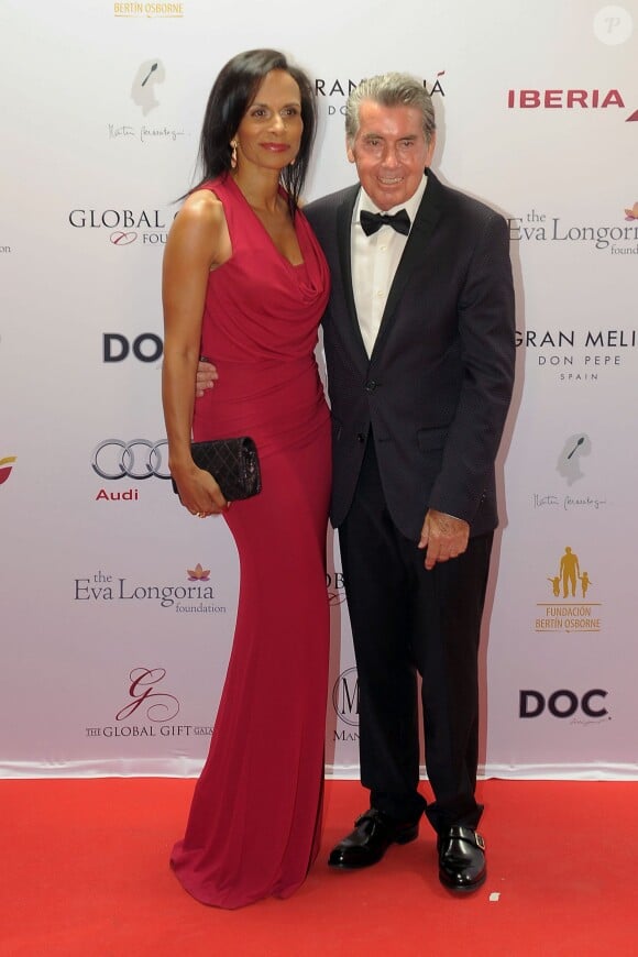 Manolo Santana et sa femme Claudia Rodriguez lors du Global Gift Gala à Marbella, le 20 juillet 2014