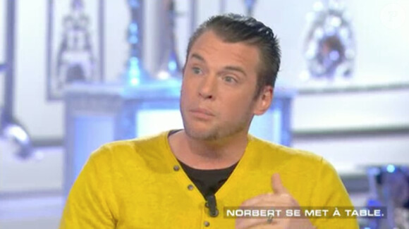 Norbert Tarayre dans "Salut les Terriens !" (Canal +) - Samedi 31 mai 2014.