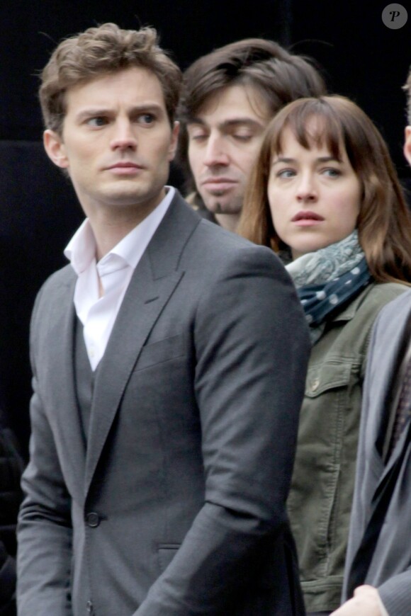 Jamie Dornan et Dakota Johnson à Vancouver le 19 décembre 2013.