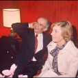  Louis de Fun&egrave;s et sa femme Jeanne au th&eacute;&acirc;tre des Vari&eacute;t&eacute;s &agrave; Paris en 1976 