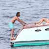 Le prince Carl Philip de Suède et sa fiancée Sofia Hellqvist en vacances à Saint-Tropez, le 25 juillet 2014