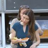Jessica Biel sur le tournage de New Girl, à Los Angeles, le 4 août 2014.