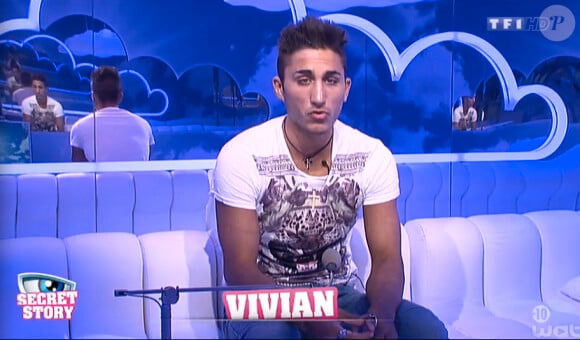 Vivian dans Secret Story 8, quotidienne du 6 août 2014 sur TF1.