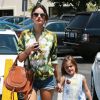 Alessandra Ambrosio et sa fille Anja se rendent au Whole Foods Market à Brentwood, le 6 août 2014.