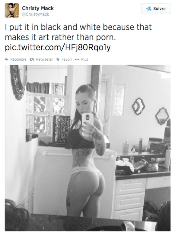 Christy Mack, selfie collection été 2014. Le 8 août 2014, la jeune star du porno a été blessée par son boyfriend War Machine (Jonathan Koppenhaver)