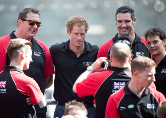 Le prince Harry était présent pour la présentation de l'équipe britannique, riche de 130 représentants, engagée pour les premiers Invictus Games (10-14 septembre 2014), lors d'une conférence de presse à Potters Fields Park à Londres, le 13 août 2014