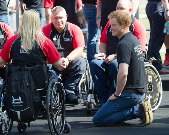 Le prince Harry était présent pour la présentation de l'équipe britannique, riche de 130 représentants, engagée pour les premiers Invictus Games (10-14 septembre 2014), lors d'une conférence de presse à Potters Fields Park à Londres, le 13 août 2014