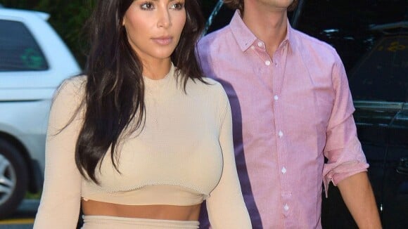 Kim Kardashian : Selfie osé et confidences sur son frère Rob...