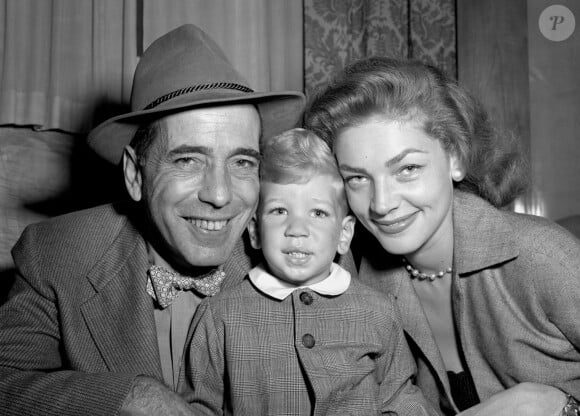 Humphrey Bogart et Lauren Bacall avec leur fils Stephen en 1951