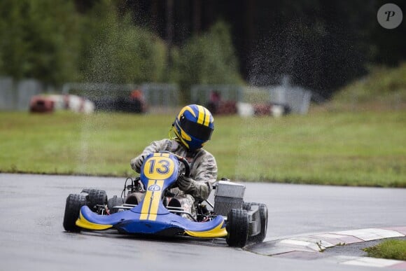 Carl Philip de Suède a participé à une course de karting lors du week-end de la Coupe Prince Carl Philip sur le circuit de Linköping le 16 août 2014.