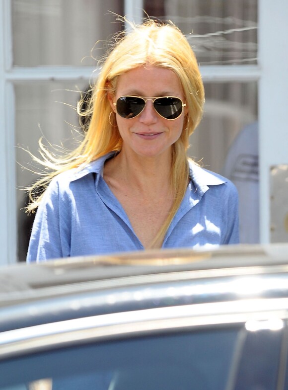 Gwyneth Paltrow est allée au Brentwood Country Mart pour dédicacer son livre "It's All Good". Le 10 mai 2014.