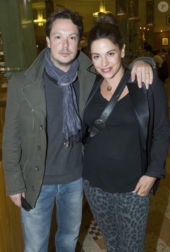 Davy Sardou et sa femme Noemie Elbaz au théâtre Rive Gauche à Paris, le 29 mai 2013.