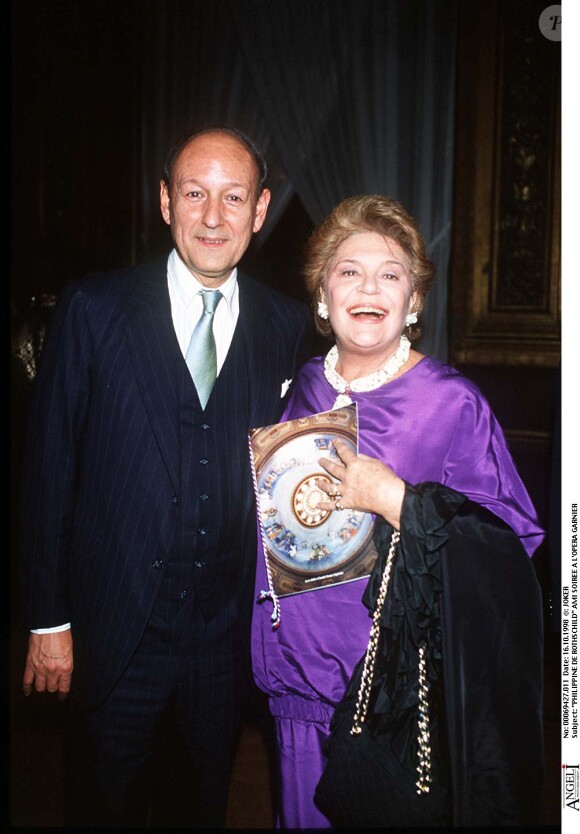 La baronne Philippine de Rothschild à l'Opéra Garnier à paris en 1998.